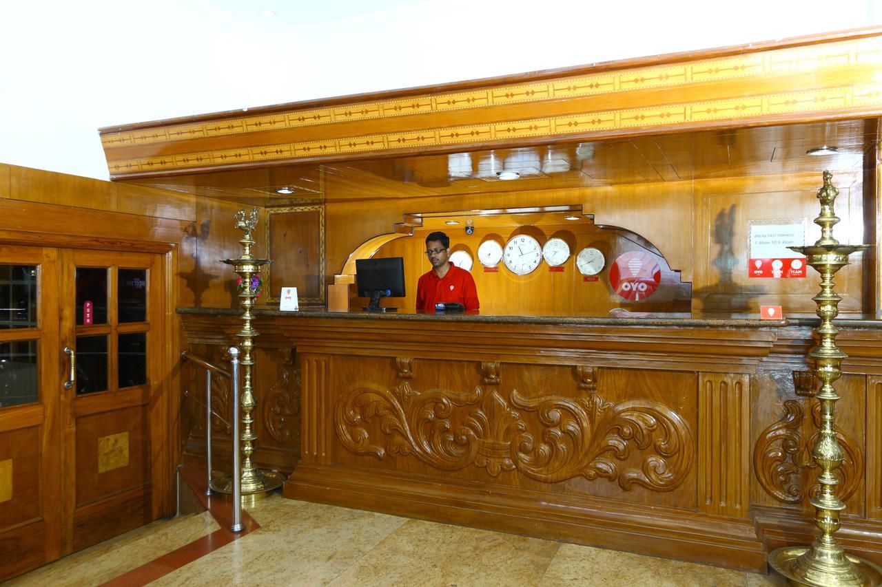 Mount Heera Hotel Madras Buitenkant foto