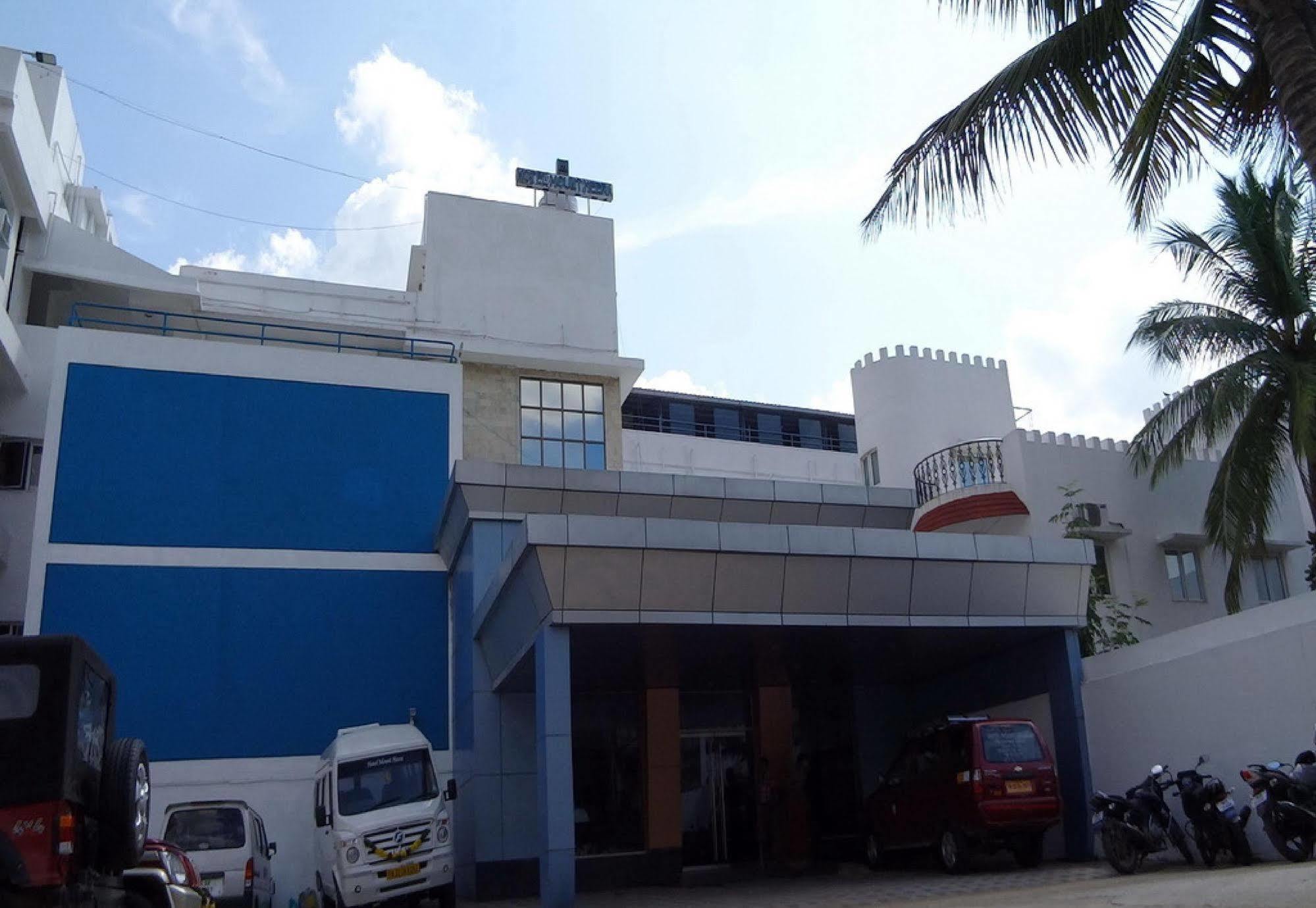 Mount Heera Hotel Madras Buitenkant foto