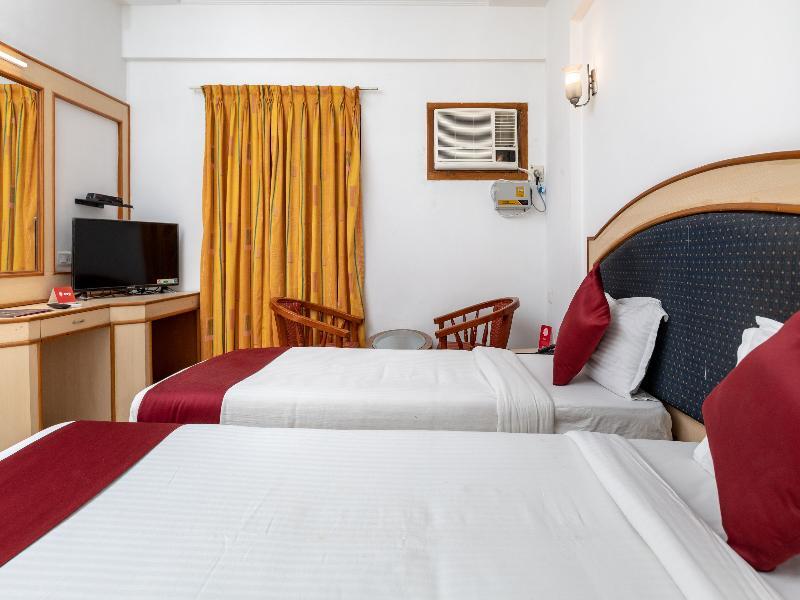 Mount Heera Hotel Madras Buitenkant foto